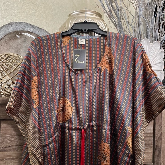 Caftan Blouse - Picture 16 of 16